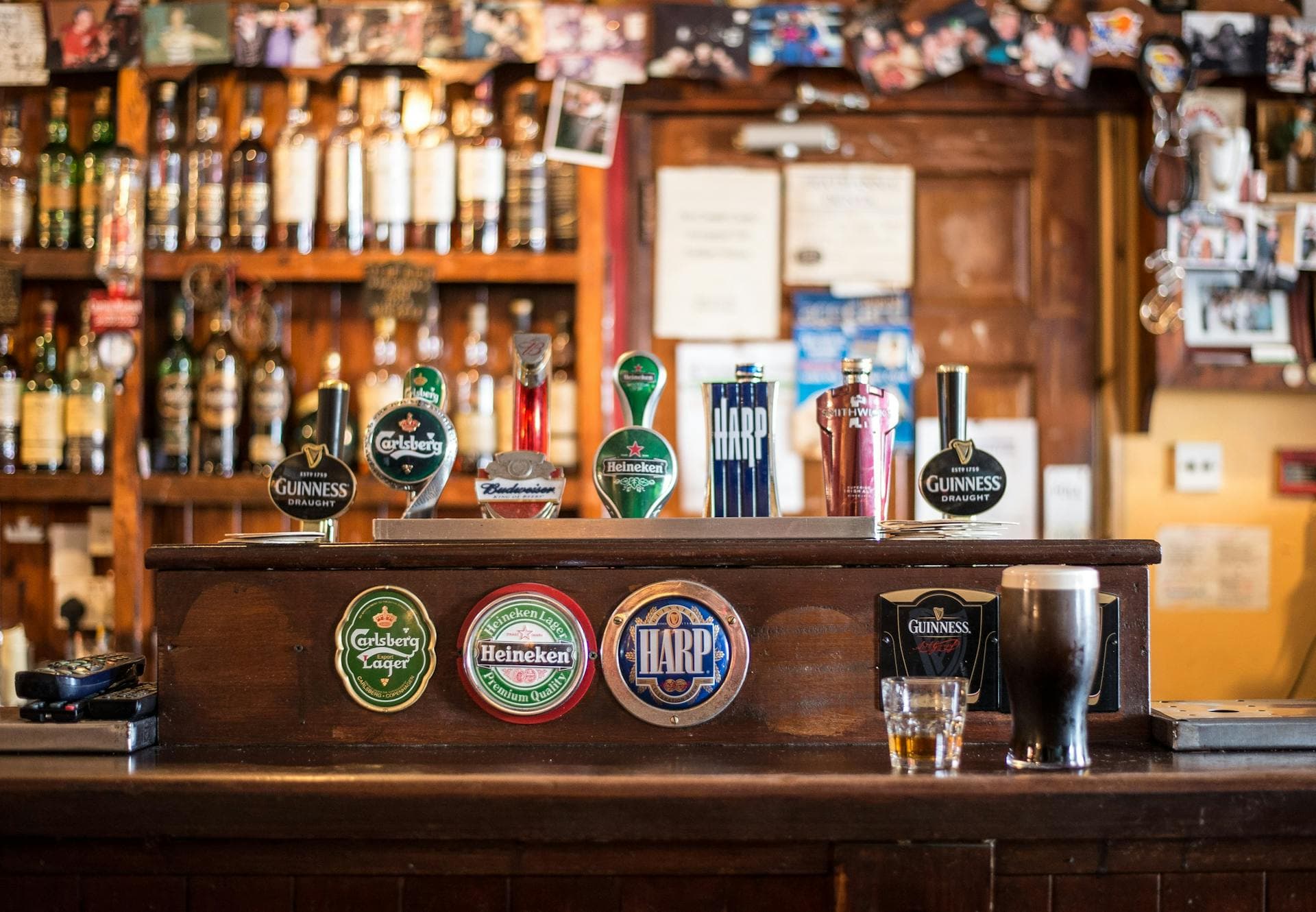Pub DJ services